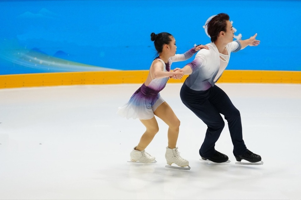 默认古门尼, 目席位以内, bt 默认古门尼, 目席位以内, bt